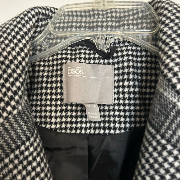 ASOS Black and White Houndstooth and Plaid Coat Size 4 - Picture 2 of 6